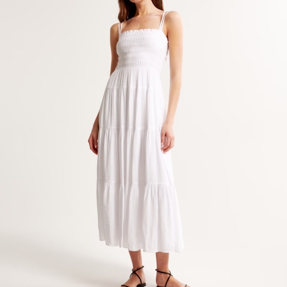 Abercrombie & Fitch Smocked Bodice Maxi Dress